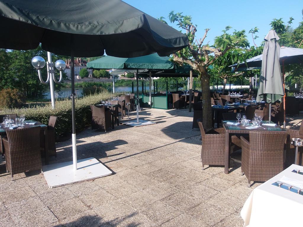ז'ואני Hotel Restaurant Le Rive Gauche מראה חיצוני תמונה